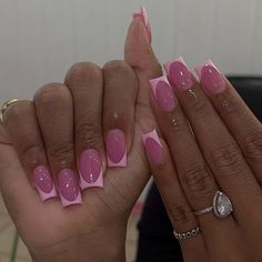 Nails With Pink, Pink French Nails, French Tip Acrylic Nails, Black French