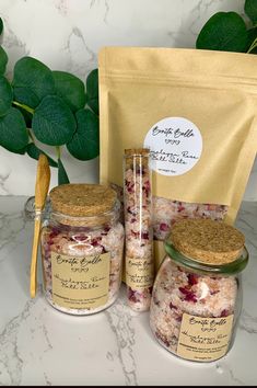 Bath Soak Packaging, Aroma Therapy Aesthetic, Bath Salt Packaging Ideas, How To Make Bath Salts, Bath Salt Packaging, Bathing Salt, Pink Salt Bath