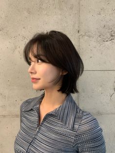 Korean Layered Bob, Korean Haircut Short, Light Haircut, Cut Hair Short, Korean Short Haircut, Wolf Cut Hair