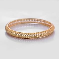 Afraic Jewelry- 1Pcs Ethiopian Dubai Gold Color Bangles For Women Girl African/Arab/Middle East Bangles Bracelets Party Wedding Gifts can openModel Number:3256801598938929color: gold colorprocess:gold plating.guality:100% brand new /top qualitystyle:fashion accessories.design:dubai gold jewelry, bridal wedding jewelry.occasion:engagement / anniversary / party / gift.Sales methods:retail, wholesale, custom production.suitable for wedding dresses, dresses, and everyday wearCareful design style, gold plated, very unforgettable gifts, is your best choice, this is a culture, permanent friendship, love actually needs a piece of jewelry to wear, you can send your mother, lover, friend, Because they will remember youPure copper-plated jewelry is the cheapest decoration for women to become beautifu Gold-tone Metal Bangle For Wedding, Gold Hoop Bangle In Metal, Gold-plated Yellow Gold Bangle For Parties, Gold Metal Bracelet For Weddings, Gold Plated Bangle For Party, Gold Plated Bangle Bracelet For Party, Gold-plated Bangle For Parties, Hoop Bangle For Wedding, Adjustable Gold Filigree Bangle