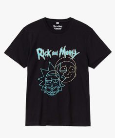 Retrouvez chez Gémo une sélection pointue de tee-shirts Rick and Morty. Craquez pour ce modèle au design graphique ! Un tee-shirt homme Rick and Morty à manches courtes, pour se marier facilement à vos bermudas, joggers, jeans, chinos, etc. Col rond en fin bord-côte. Finitions surpiquées aux manches et dans le bas. Dos uni. Rick And Morty T Shirt, Tee Shirt Homme, Tee Shirts, My Style, T Shirt, Clothes