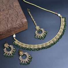 Dark Green Indian Bollywood Jewelry Set for Women Fashion - Etsy Green Indian Jewellery Set, Luxury Green Bollywood Jewelry, Green Desi Jewelry, Green Necklace Aesthetic, Green Indian Jewellery, Dark Green Earrings, Bridesmaid Indian, Wedding Jewellery Designs, Wedding Accessories For Bride