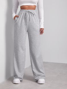 Light Grey    Polyester Plain  Embellished Non-Stretch All Women Bottoms Melton Pants, Sweatpants Shein, Celana Jogger Wanita, Jogging Outfit, Sporty Pants, Pocket Sweatpants, Drawstring Waist Pants, Chic Jeans, Drawstring Sweatpants