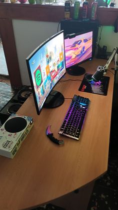 Best Gaming Setups of 2023 Budget Gaming Setup, Laptop Setup, Pc Games Setup, Gamer Bedroom, Mens Bedroom Decor, Geek Diy, Best Gaming Setup