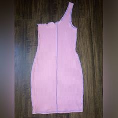 Pre Owned, Never Used Great Condition Rib Knit Body Con Dress W Purple Stitching Size S Body Con Dress, Dolls Kill, Doll Dress, Pink Purple, Rib Knit, Colorful Dresses, Bodycon Dress, Stitching, Mini Dress