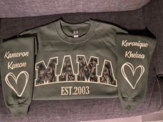 Custom camouflage print mama sweatshirt on military green sweatshirt. Fall Camouflage Crew Neck Sweatshirt, Camouflage Cotton Crew Neck Sweatshirt, Fall Military Crew Neck Tops, Military Style Crew Neck Tops For Fall, Mama Sweaters, Vinyl Shirt Ideas, Cricut Tricks, Bleach Shirt Diy, Graduation Shirts For Family