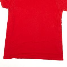 Item is in used condition. Label Size UK 8. >Size: XXS >Armpit To Armpit: 18" >Armpit To Cuff: 3" >Collar To Hem: 27" Casual Red T-shirt For Sports, Red Crew Neck Sports Top, Red Crew Neck Top For Sports, Casual Red Plain T-shirt, Sporty Red Crew Neck T-shirt, Puma Sport, Sports T Shirt, Red Shorts, Red Tshirt