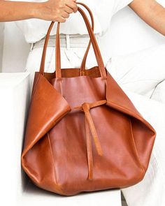 Milan Leather Tote - Cognac
– Liberté Leather Large Leather Tote Bag, Fringe Bags, Market Tote, Sheep Leather, Simple Bags, Tote Bag Leather, Leather Mules, Large Tote Bag, Large Tote