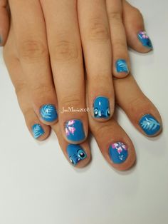 Nail Art Designs Stitch, Gel Nail Designs Stitch, Nails Stitch Disney, Cute Nail Designs Disney, Nails Stitches Design, Cute Stitch Nail Designs, Disney Nail Color Ideas, Stitch Nails Disney Short, Disney Stitch Nail Designs