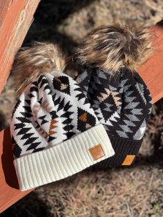 Final Sale! Aztec beanies in 2 color patterns, white with Black and Tan, and black with grey and tan Made by Panache Accessories 100% Acrylic Western Concert Outfit, God Clothes, Western Stuff, Colorado Outfits, Cute Country Outfits, Cute N Country, Country Outfits, Cute Fits, Western Outfits