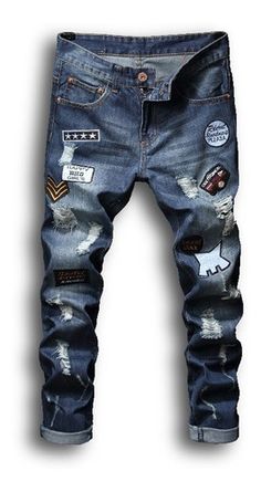 Calça Jeans Masculina Rasgada Com Detalhes  Lançamentos Male Jeans, Military Trends, Patched Denim Jeans, European Men, American Flag Patch, Hippie Top, Future Wardrobe, Jean Vintage, All Jeans