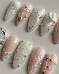 Ethel Cain Nails, Queen Nails Designs, Nail Inspo Simple, Chain Nails, Channel Nails, Bling Nail Art, Coquette Nails, Cute Simple Nails, Simple Gel Nails