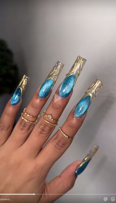 Gold Acrylic Nails, Gold Nail Designs, Gel Nail Art Designs, Cute Acrylic Nail Designs, Glow Nails, Glamorous Nails, Really Cute Nails, Cat Eye Nails, Glam Nails