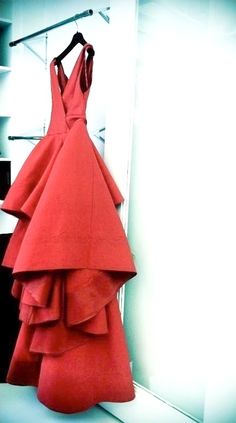 Haute House, Ellie Saab, Look Formal, Chanel Inspired, Red Dresses, Gorgeous Gowns, Donna Karan, Beautiful Gowns, Fancy Dresses