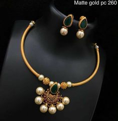 Black Bead Gold Bangles, Hasli Necklace Gold, Long Necklaces Gold, Flower Pearl Necklace, Couples Necklace, Neck Pieces Jewelry, Gold Earrings Models