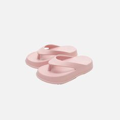 DETAILSWith Platforms: YesUpper Material: EVASlipper Type: Flip FlopsPlatform Height: 3-5cmPattern Type: SolidOutsole Material: EVAInsole Material: EVAHeel Type: Flat withHeel Height: Med (3cm-5cm) 90s Aesthetic Fashion, 90s Fashion Summer, Y2k Grunge Aesthetic, 90s Accessories, Knee High Platform Boots, Colored Mason Jars, Vintage Flannel Shirt, 90s Hip Hop Fashion, Early 2000s Fashion