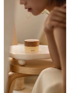 Skin Care Lifestyle Photography, Skin Care Photoshoot, Photography Product Ideas, Moisturizer Aesthetic, Hand Photo, Photoshoot Makeup, Brand Kit