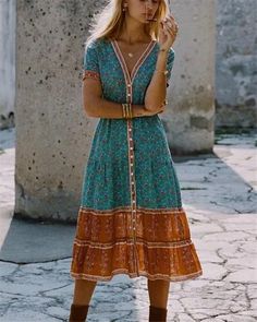 Romantic Dresses, Look Boho Chic, Boho Styl, Boho Midi Dress, Mode Casual, Floral Print Midi Dress, Looks Chic, Mode Vintage, Printed Midi Dress