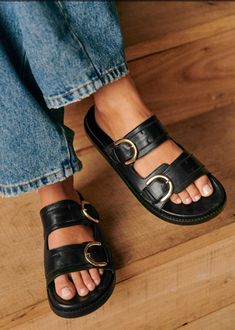 Double Buckle Sandals, Snake Patterns, Sheep Leather, Buckle Sandals, 가을 패션, Parisian Style, Top Shoes, Cute Shoes, Womens Flats