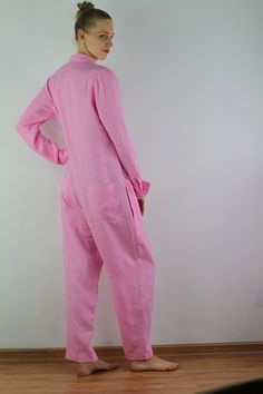 "Linen jumpsuit with long sleeves and 6 pockets in rose quartz color, perfect for casual wear and suitable for any occasion in any season Details: - 100% natural linen produced in Europe ; - medium weight (180 gram per square meter); - color: rose quartz, could be any from our colors catalog (color samples at the photo); Made to order, approximately a few days, If you have any questions please message me and I will be glad to answer. Size guide : Size XS Bust: fits bust around 33\"-34\"/ 84-88 c Casual Pink Jumpsuits And Rompers With Pockets, Relaxed Fit Long Sleeve Jumpsuits For Loungewear, Casual Solid Long Sleeve Jumpsuits And Rompers, Casual Long Sleeve Solid Jumpsuits And Rompers, Spring Loungewear Jumpsuits With Pockets, Spring Loungewear Jumpsuits And Rompers With Pockets, Casual Long Sleeve Overalls With Pockets, Pink Relaxed Fit Jumpsuit For Loungewear, Casual Long Sleeve Relaxed Fit Jumpsuits And Rompers