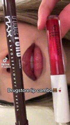 Cola Lips, Lips Makeup Tutorial, Makeup Dewy, Learn Makeup, Lip Makeup Tutorial, Makeup Artist Tips, Dewy Makeup, Makeup Help, Lip Combo