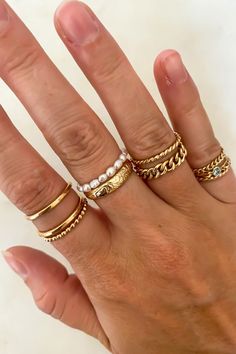 Gold Minimalist Jewelry, Ringe Gold, Nail Jewelry, Dope Jewelry, Stacked Jewelry