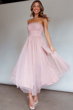 Formal Engagement Dress, Tulle Midi Bridesmaid Dress, Selfie Leslie Pink Dress, Rehearsal Dinner Dress Pink, Light Pink Winter Formal Dresses, Ballerina Pink Bridesmaid Dresses, Soft Pink Dress Bridesmaid, Pink Tulle Midi Dress, Light Pink Tulle Dress