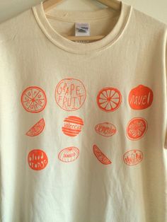 Oranges Food Screen Printed T-Shirt, Graphic Tee Aesthetic Printed T Shirt, Classic T Shirt Design, Screen Printing Clothing, Orange Graphic Design Top For Summer, Orange Graphic Design Tops For Summer, Orange Relaxed Fit T-shirt With Screen Print, Crew Neck Cotton T-shirt With Fruit Design, Cotton Crew Neck T-shirt With Fruit Design, Orange Cotton Top With Graphic Design