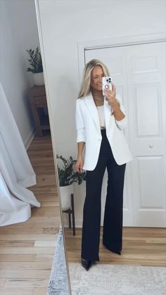 Real Estate Outfits, Therapist Outfit, Dress Pants Outfits, Looks Jeans, Work Inspiration, Fall 2022, Work Outfits Women