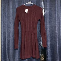 Maroon/Burgundy Sweater Dress. Never Worn. Casual Burgundy Dress For Fall, Burgundy Stretch Dress For Fall, Stretch Burgundy Dress For Fall, Burgundy Sweater Dress, Hollister Sweater, Burgundy Sweater, Hollister, Black And Brown, Sweater Dress