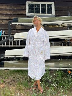 Robe Summer Field - Summer Field Djerf Avenue Aesthetic, Djerf Aesthetic, Artist Way, Lounge Fashion, Cozy Clothing, East Coast Summer, Art Motifs, Summer Field, Hawaiian Summer