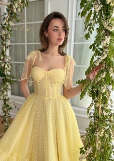 Night Clothes, Frocks And Gowns, Bow Straps, Dotted Dress, Prom Dresses Yellow, Yellow Midi Dress, Cute Prom Dresses, Yellow Polka Dot, Dress Yellow