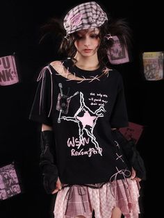 Embrace the perfect blend of edgy and cute with our Black and Pink Lace-up Detail Graphic T-shirt. This unique piece features a striking graphic design that captures attention, while the lace-up details add a touch of feminine flair. Garment Size SizeS-MM-LFull Length6570Bust112116Shoulders5354Sleeve Length2222.5 Spring Grunge T-shirt For Alternative Fashion, Emo Style Short Sleeve Summer Tops, Emo Short Sleeve Tops For Summer, Emo Style Short Sleeve Tops For Summer, Edgy Graphic Design Tops For Summer, Edgy Graphic Tops For Summer, Edgy Summer Tops With Graphic Design, Letter Print T-shirt For Alternative Fashion In Spring, Summer Emo Style Short Sleeve Tops