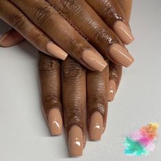 083 Dnd Dip Powder Colors Neutral, Dnd Nude Colors, Cream Colored Nails, Nude Nail Polish For Dark Skin, Dc Gel Nail Polish, Nude Nails Black Women, Dark Skin Nail Polish, Nude Gel Polish, Dc Collection