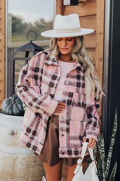 - There is no better way to stay warm this fall than with this adorable jacket - Thick unlined material patterned with a blush brown, and teal hued plaid print - Long, loose sleeves with button closure cuffs - Two low pockets - A button down front with a collared neckline - A slouched silhouette that falls into a straight hemline Measurements S : Bust 48", Hip 44", Length 27.5", Sleeve Length 19.5", Waist 46". M : Bust 50", Hip 46", Length 28", Sleeve Length 20", Waist 48". L : Bust 52", Hip 48" Cinnamon Brown, Loose Sleeves, Cute Jackets, Brown Plaid, Plaid Jacket, Plaid Print, Stay Warm, Blush, Plaid