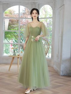 Green Short Sleeve Evening Dress For Wedding, Green Short Sleeve Evening Dress For Banquet, Green Tulle Bridesmaid Evening Dress, Green Tulle Evening Dress For Wedding, Green Tulle Floor-length Evening Dress, Green Tulle Gown For Summer, Green Tulle Dress With Short Sleeves, Green Tulle Summer Gown, Green Tulle Floor-length Gown