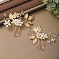 Type : Headband Model Number : FS Department Name : ADULT Material : Metal Origin : Mainland China CN : Zhejiang Color: Gold. Pearl Hair Comb, Floral Wedding Hair, Hair Comb Clips, Bridal Clip, Pearl Hair Combs, Bridal Wedding Hair, Bride Hair, Wedding Hair Clips, Bride Hair Accessories