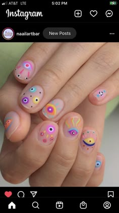 Peace Sign Nail Art, Short Nail Summer, Simple And Cute Nails, Trendy Nails Designs, Easter Nail Art Ideas, Nail Summer, Make Nails, Summer Nails Ideas