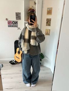 Winter Scarf Outfit, First Date Outfits, Scarf Outfit, Cold Outfits, Outfit Inspo Casual, Foto Tips, Not Me, Swaggy Outfits, Cute Everyday Outfits