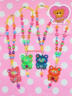 Cute Frogs Necklaces available in 4 colors! Plastic chain adjustable Harajuku Decora, Y2k Kawaii, Frog Necklace, Fashion Y2k, Cute Frogs, Kawaii Fashion, Frogs, Chains Necklace, Favorite Jewelry