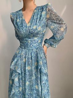 French Style Spring, Starry Night Dress, Korean Fashion Outfits, فستان سهرة, Style Spring, Modest Fashion Outfits, Classy Dress, Modest Dresses, French Style