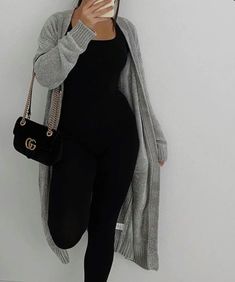 Women Winter Outfit Ideas, Trending Winter Outfits, Winter Outfits Casual, Winter Outfits For Women, Mode Zara, Mode Turban, Winter Outfit Ideas, Looks Black