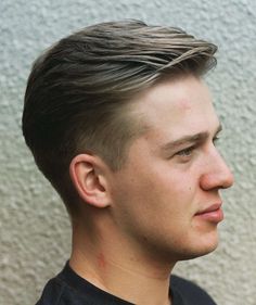 Taper Haircut Men, Short Taper Haircut, Side Haircut, Side Part Haircut, Beyonce Hair, Classic Taper, Taper Fade Haircut