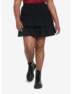 Black Ruffles Tiered Mini Skirt Plus Size Plus Size Flannel With Skirt, Black Short Skirt Fluff High Waited, Plus Size Skirts Short, Ruffle Skirt Outfits, Skirt Outfits Plus Size, Mini Skirt Plus Size, Black Ruffle Skirt, Plus Size Hot, Tiered Mini Skirt