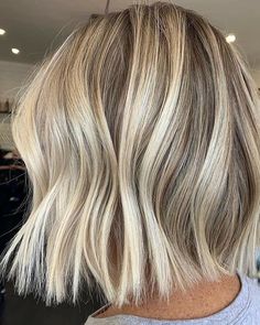 Bixie Colour, Blond Bob, One Length Hair, Texture Contrast, Hair Color Options, Choppy Bob Hairstyles, Shorter Hair, Hair 2024