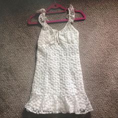 Selfie Leslie White Eyelet Tank Dress Size Xs New Without Tags Shift Fit 100% Polyester Casual Lace Dress For Day Out, Casual Lace Mini Dress For Day Out, Spring Lace Sundress, Spring Beach Lace Dress With Ruffles, Summer Lace Mini Dress For Spring, Lace Mini Dress For Summer And Spring, Casual Lace Mini Dress For Summer, Spring Beach Lace Dress In Feminine Style, Feminine Spring Beach Lace Dress