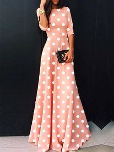 Sukienki Maksi, Polka Dot Maxi Dress, Trendy Dresses Summer, Dot Print Dress, Polka Dot Maxi Dresses, Maxi Dress Online, Floral Outfit, Dress Silhouette, Fashion Mode