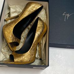 Giuseppe Zanotti Gold Alien Waby Cristallo Oro Heels Purchased For $650 Worn A Few Times But Only Bottoms Show Signs Of Wear Still Look New. Size 37.5=7 Us Women’s Elegant Heels For Gala Party Season, Glamorous Leather Gala Heels, Glamorous Leather Heels For Gala, Gold Court Shoes With 4-inch Heel For Evening, Luxury Gold Court Shoes With 4-inch Heel, Luxury Court Shoes With 4-inch Heel For Gala, Luxury Pointed Toe Evening Heels, Luxury Evening Court Shoes With 4-inch Heel, Luxury Pointed Toe Heels For Evening