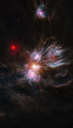 an image of some very pretty stars in the sky