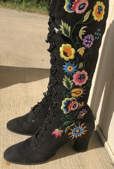 Penny Lane Boots, Floral Embroidered Boots For Spring Festival, Floral Embroidery Boots For Spring Festival, Embroidered Boots For Spring Festivals, Spring Festival Embroidered Boots, Traditional Embroidered Boots For Spring, Traditional Fitted Boots For Spring, Spring Festival Fitted Boots, Traditional Spring Boots